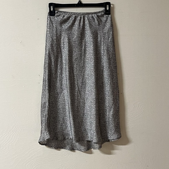 Sienna Sky Dresses & Skirts - Sienna Sky Black Animal Print High Rise Midi A-Line Skirt Juniors XS